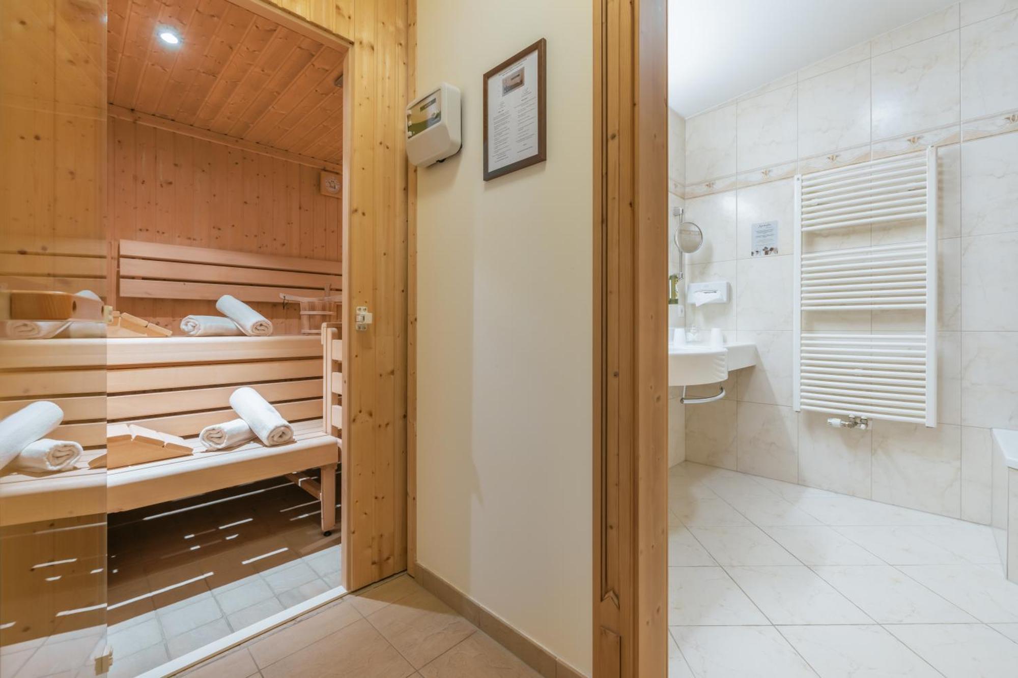 Kerschdorfer - Wohlfuehlhotel Garni - Adults Only カルテンバッハ エクステリア 写真